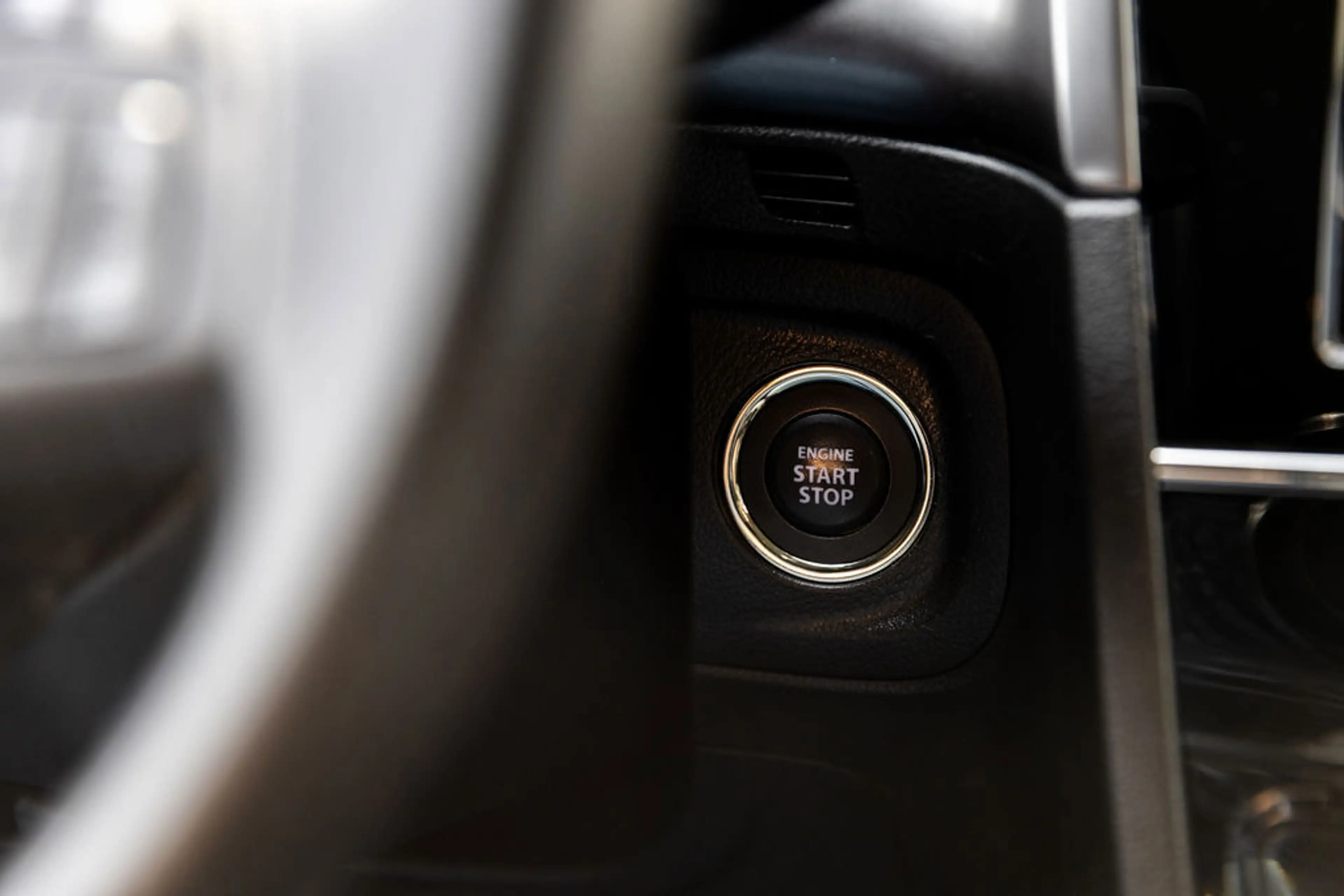 Suzuki Vitara 1.5 Hybrid Privilege Style — photo 49