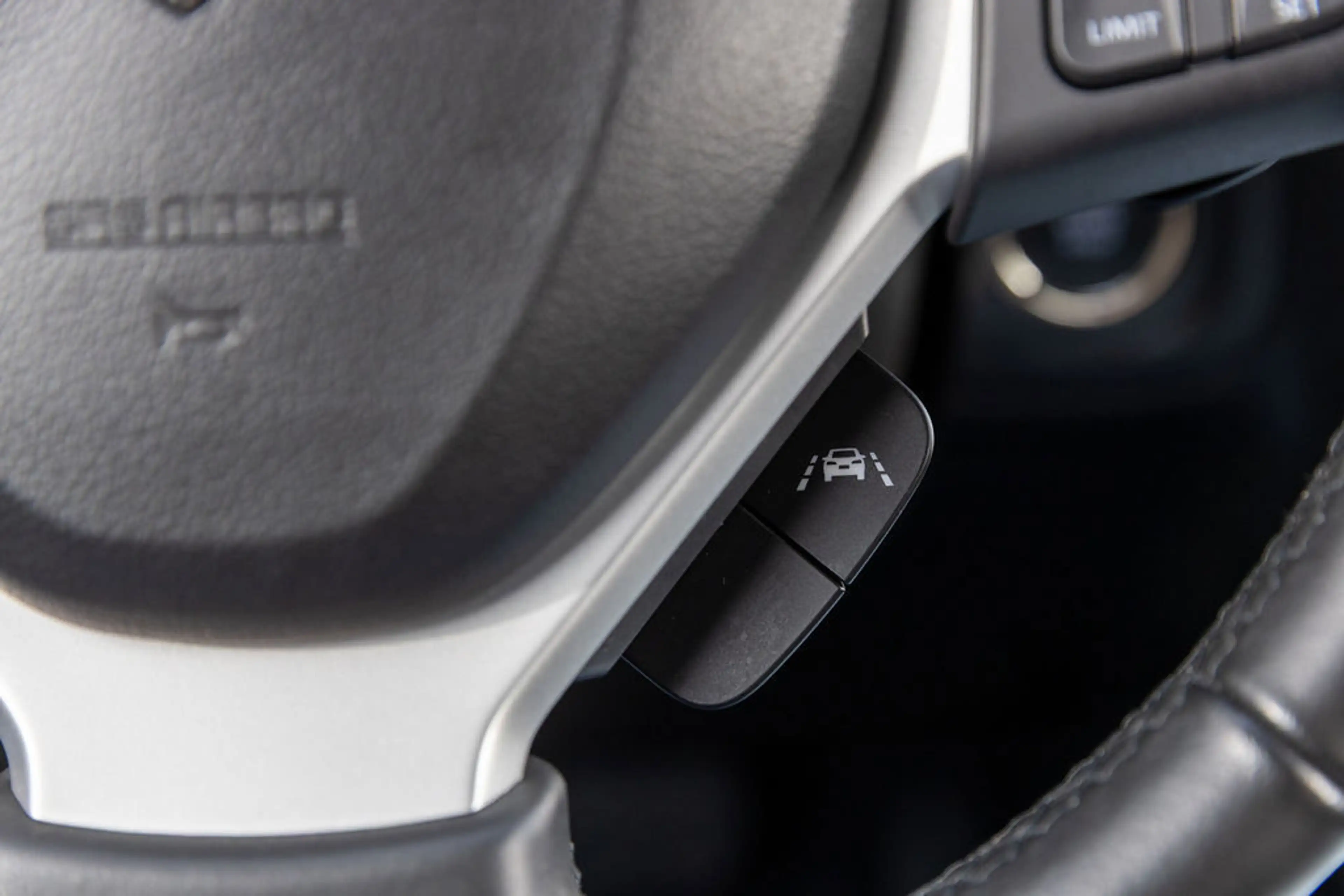 Suzuki Vitara 1.5 Hybrid Privilege Style — photo 14