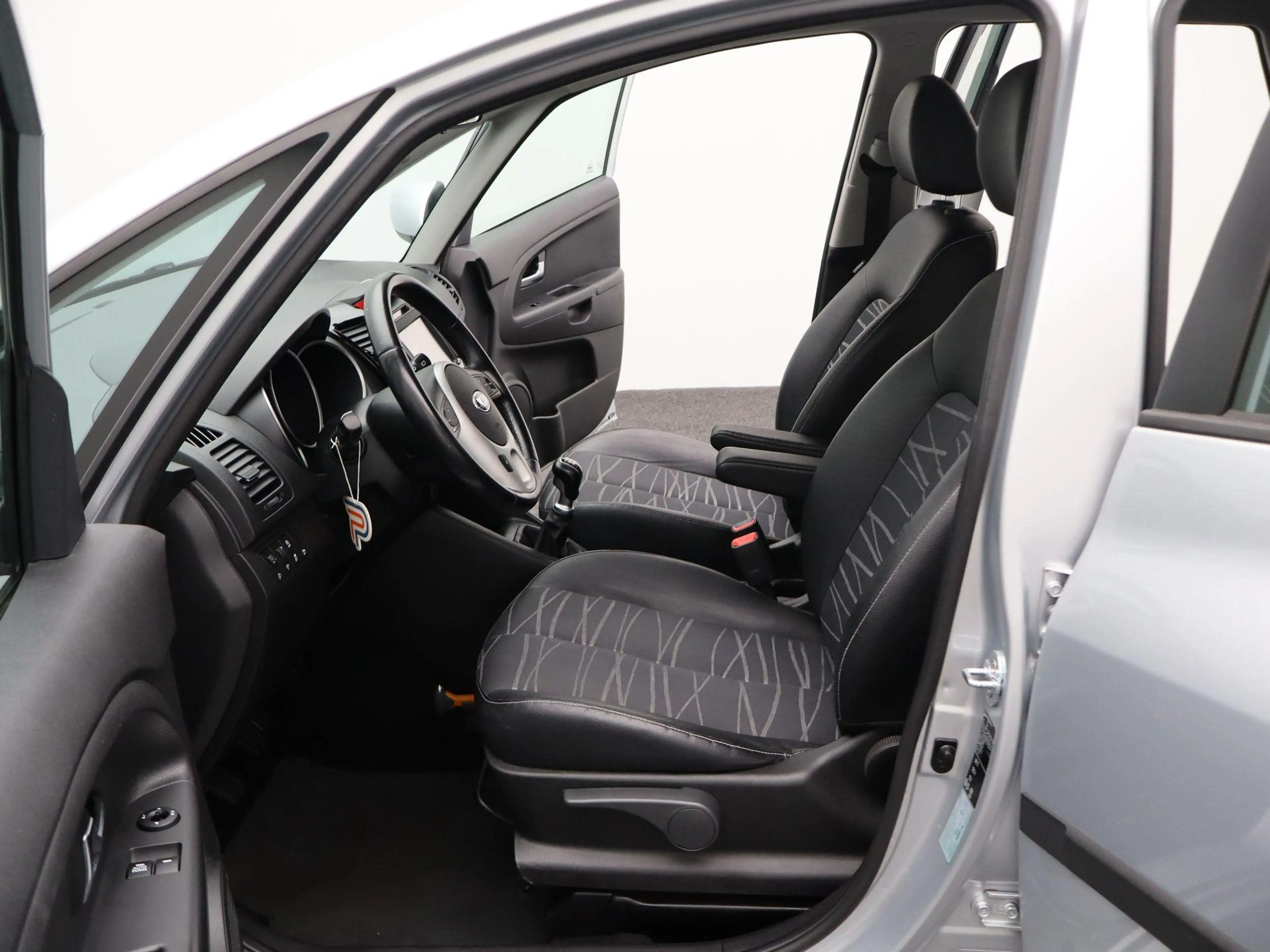 Kia Venga 1.6 CVVT DynamicPLusLine | Navigatie | Trekhaak | — photo 13