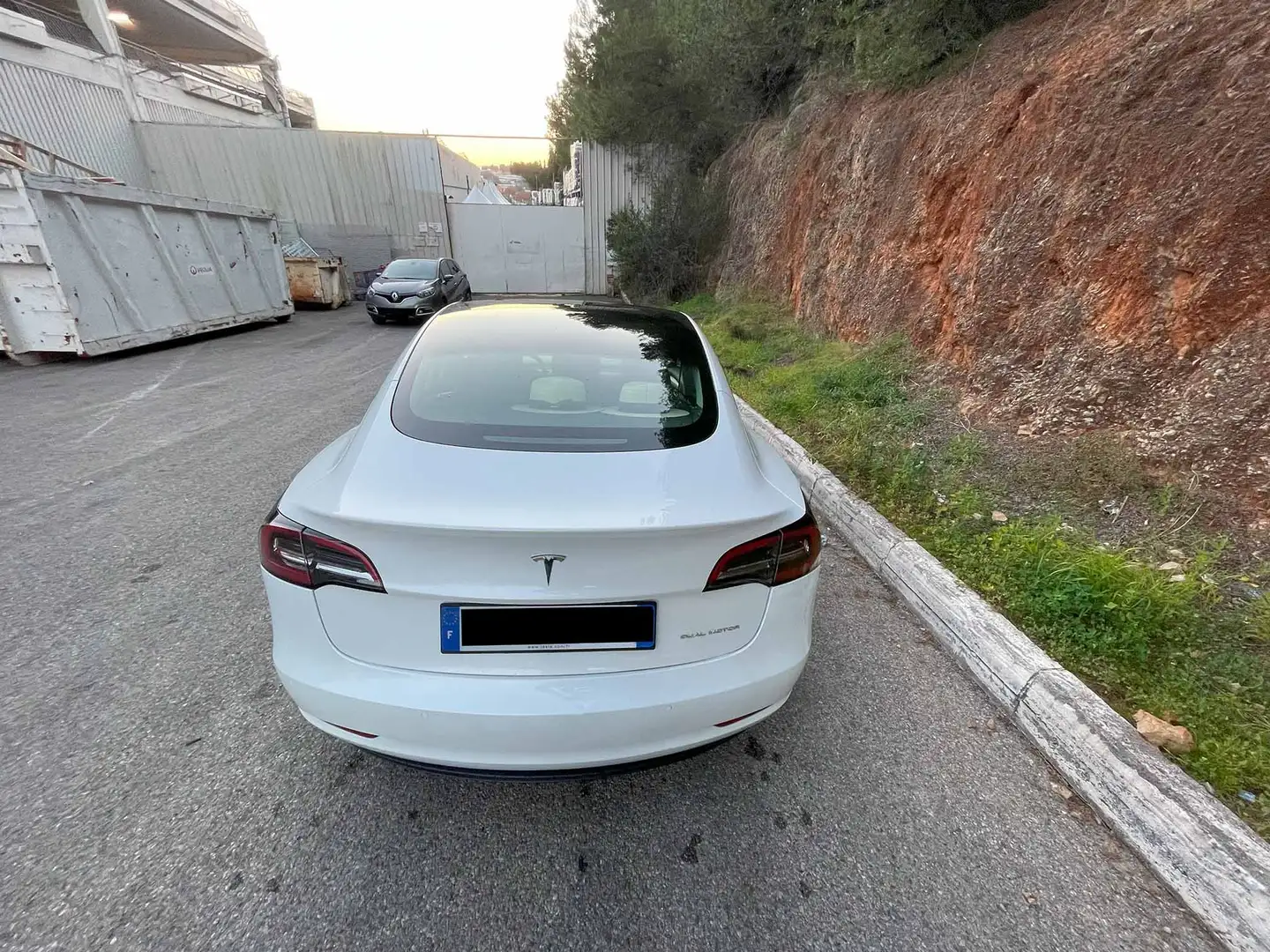Tesla Model 3 MODEL+3+Long+Range+Dual+Motor+AWD + ATTELAGE TOW Blanc - 2