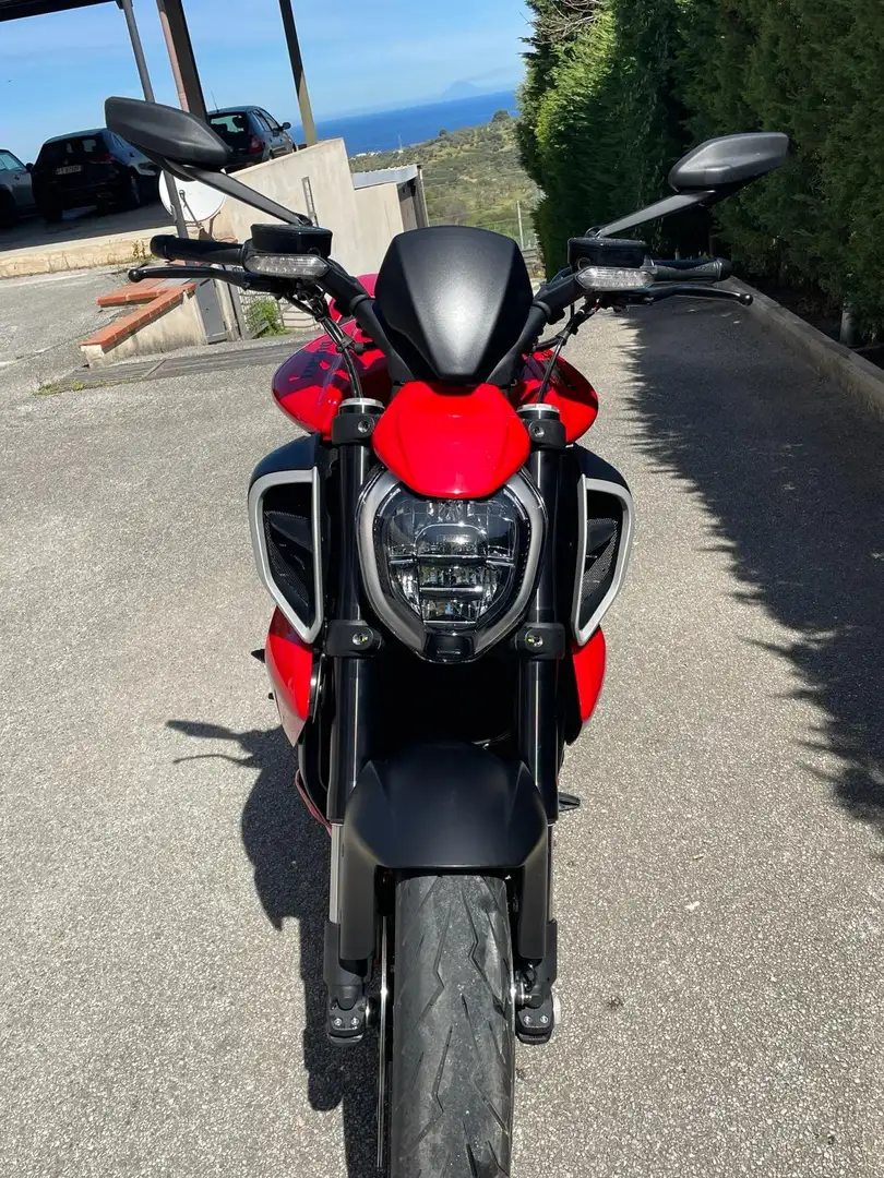 Ducati Diavel V4 Rosso - 2