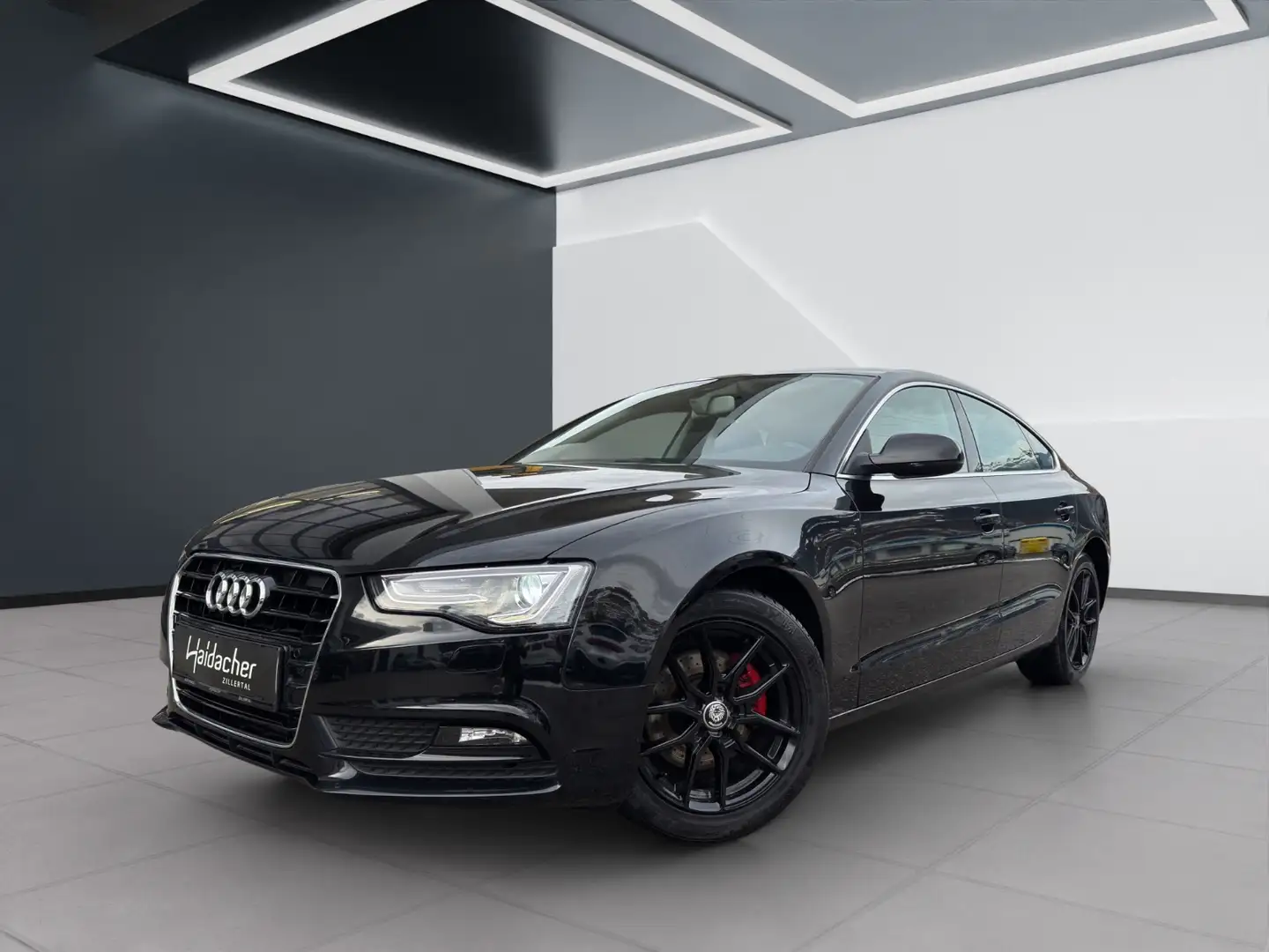 Audi A5 Sportback AUT Schwarz - 2