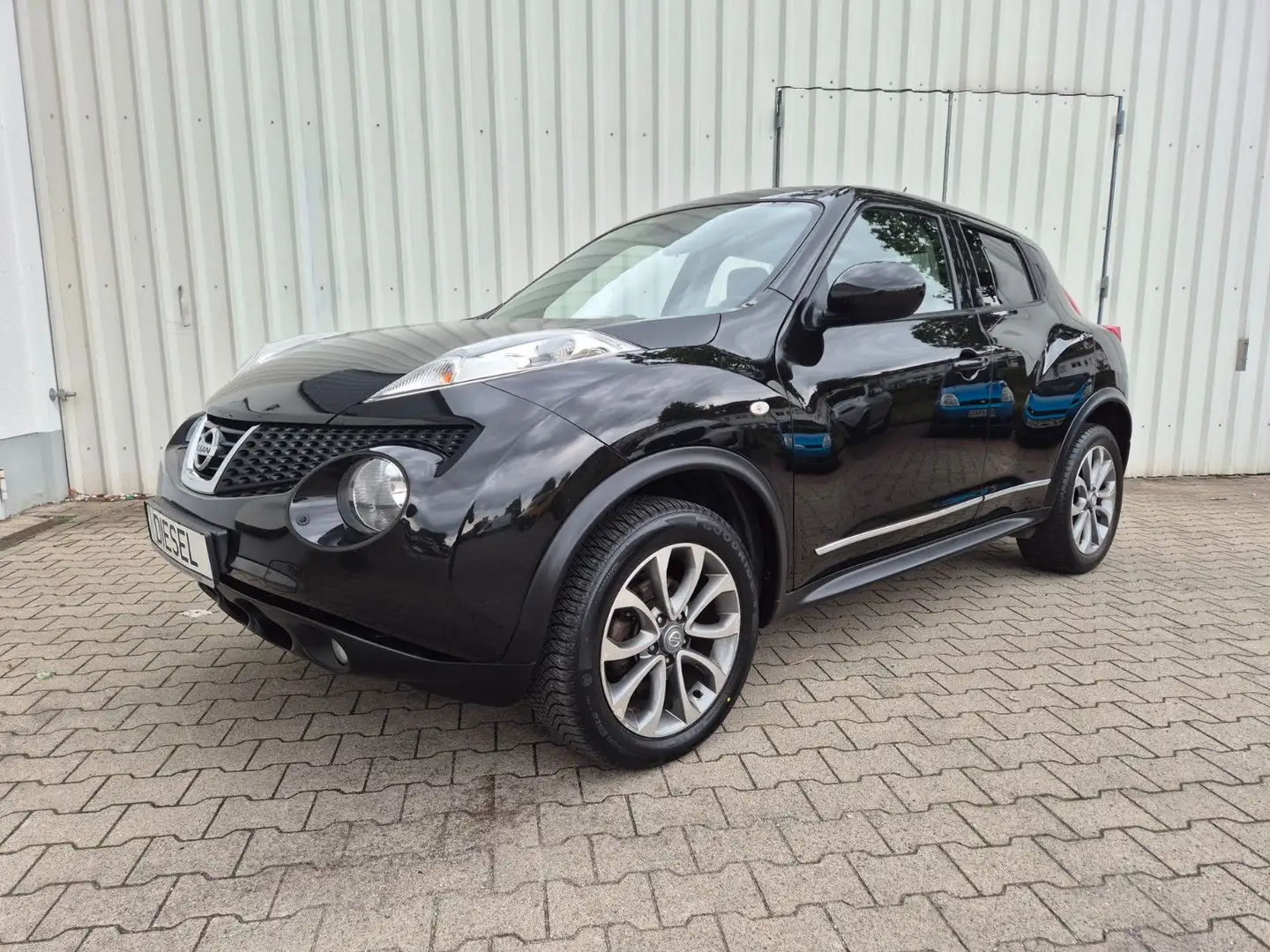 Nissan Juke --- TÜV NEU --- RÜCKFAHRKAMERA --- Schwarz - 1