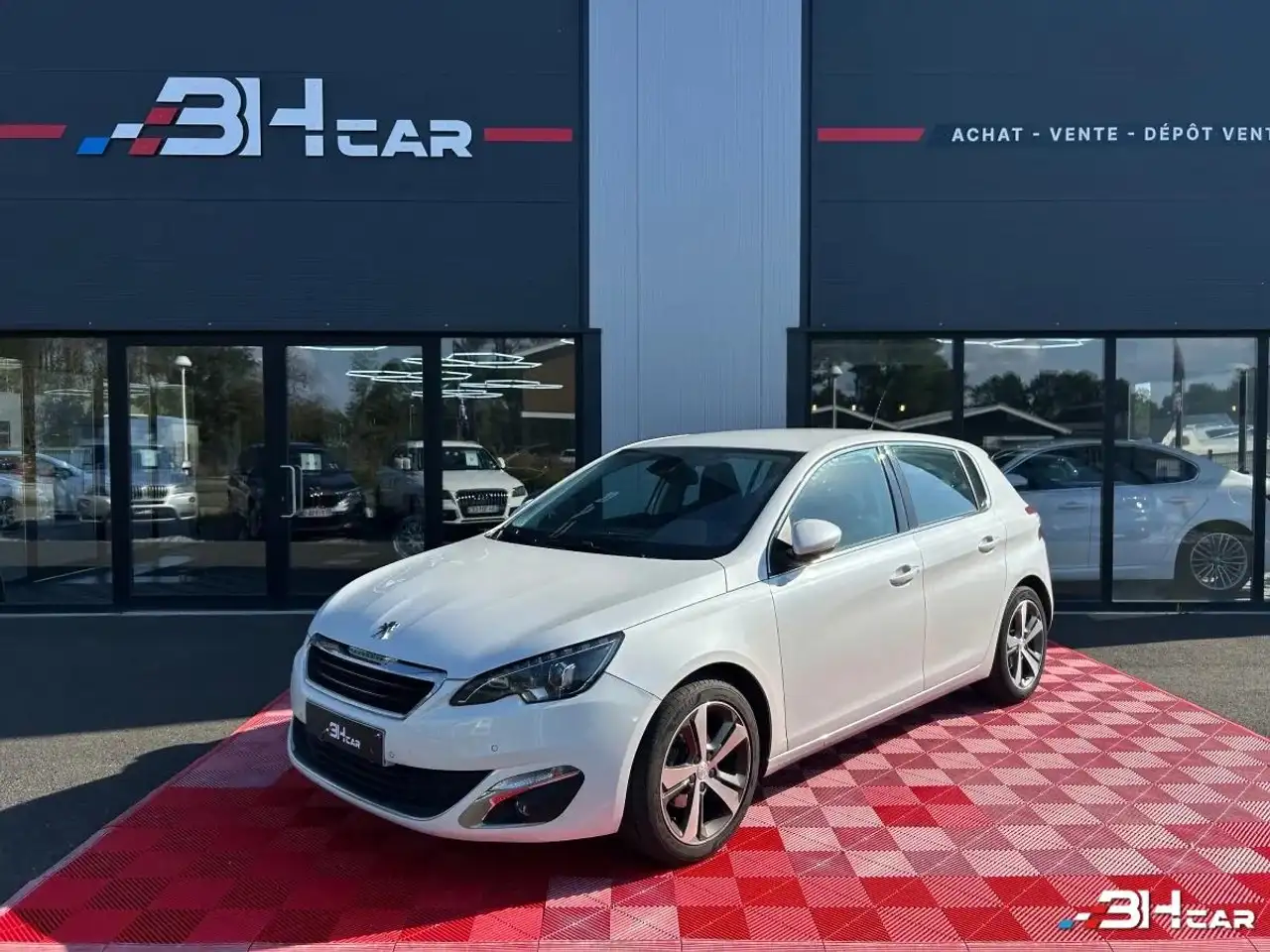 Peugeot 308 GENERATION-II 1.2 E-THP 130 ALLURE
