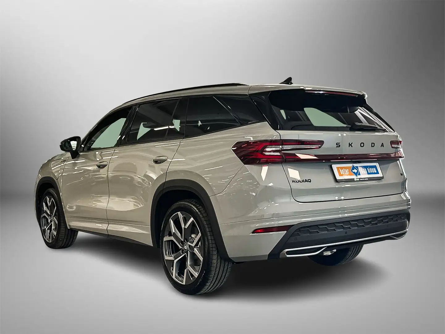 Skoda Kodiaq 1.5 TSI PHEV 204pk Sportline Business Trekhaak Weg Grijs - 2