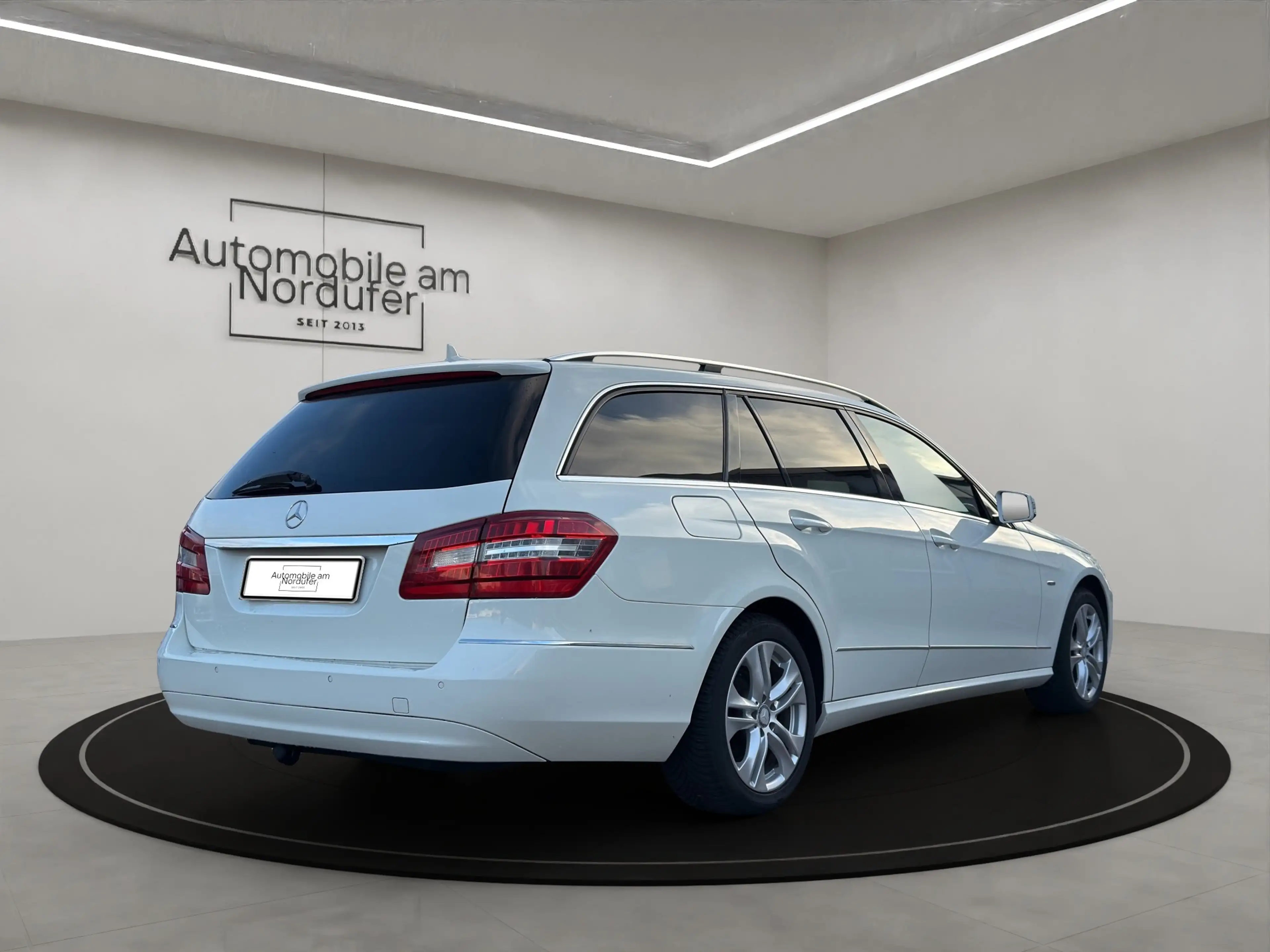 Mercedes-Benz E 250 E 250 CDI T-Sitzbelüftung-Leder-Navi-Memory — photo 9
