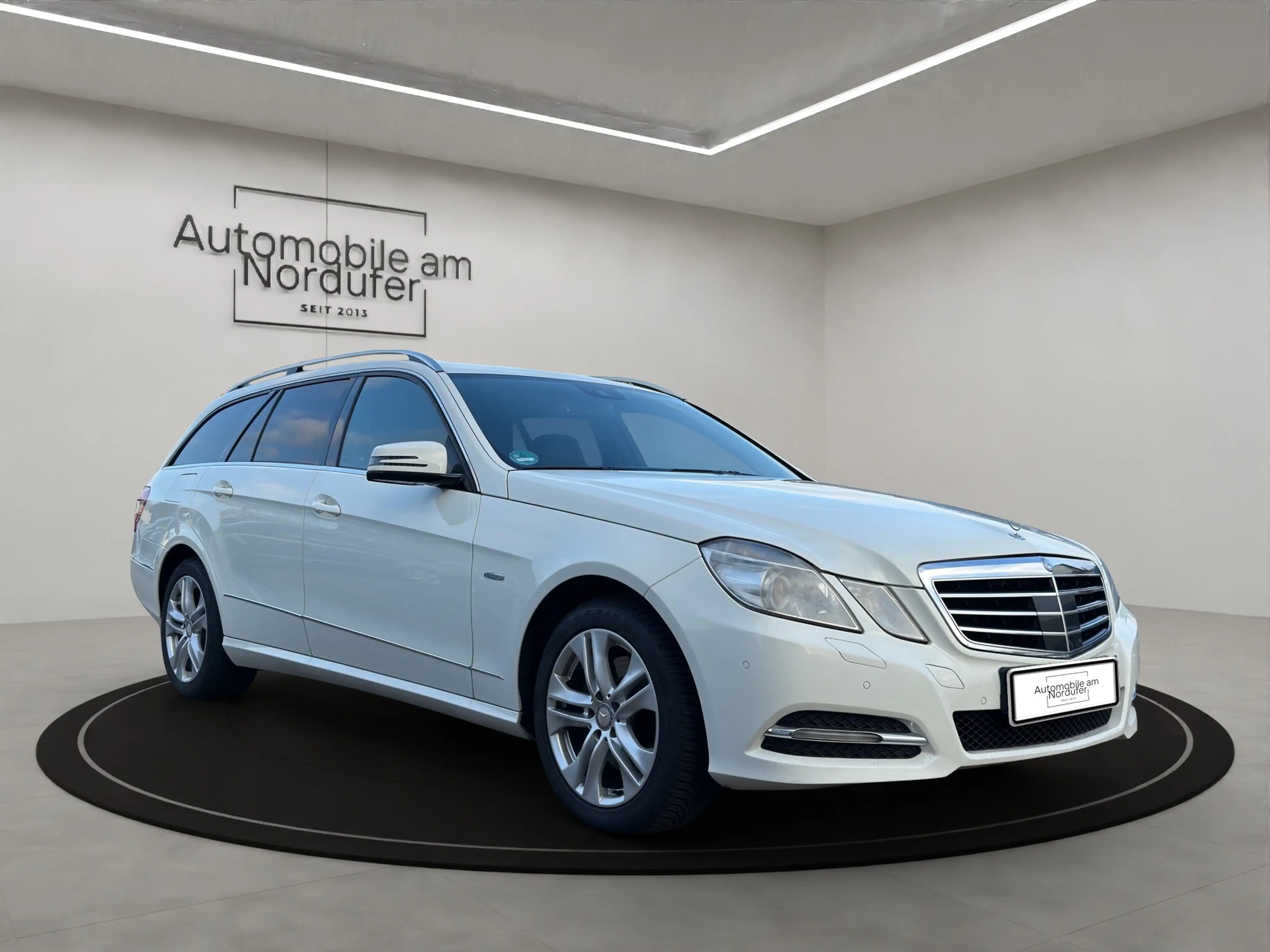 Mercedes-Benz E 250 E 250 CDI T-Sitzbelüftung-Leder-Navi-Memory — photo 3