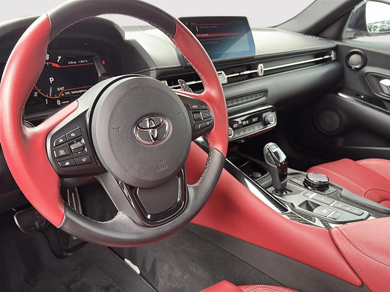 Toyota GR Supra снимка Toyota GR Supra