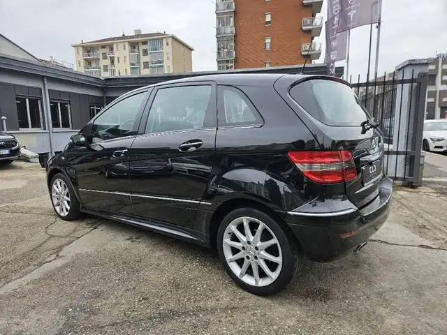 Mercedes-Benz B Class view 6