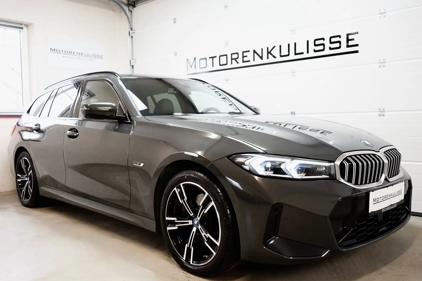 BMW 330 e xDrive Touring M Sport Aut. - Harman/K - Memory Grau - 2