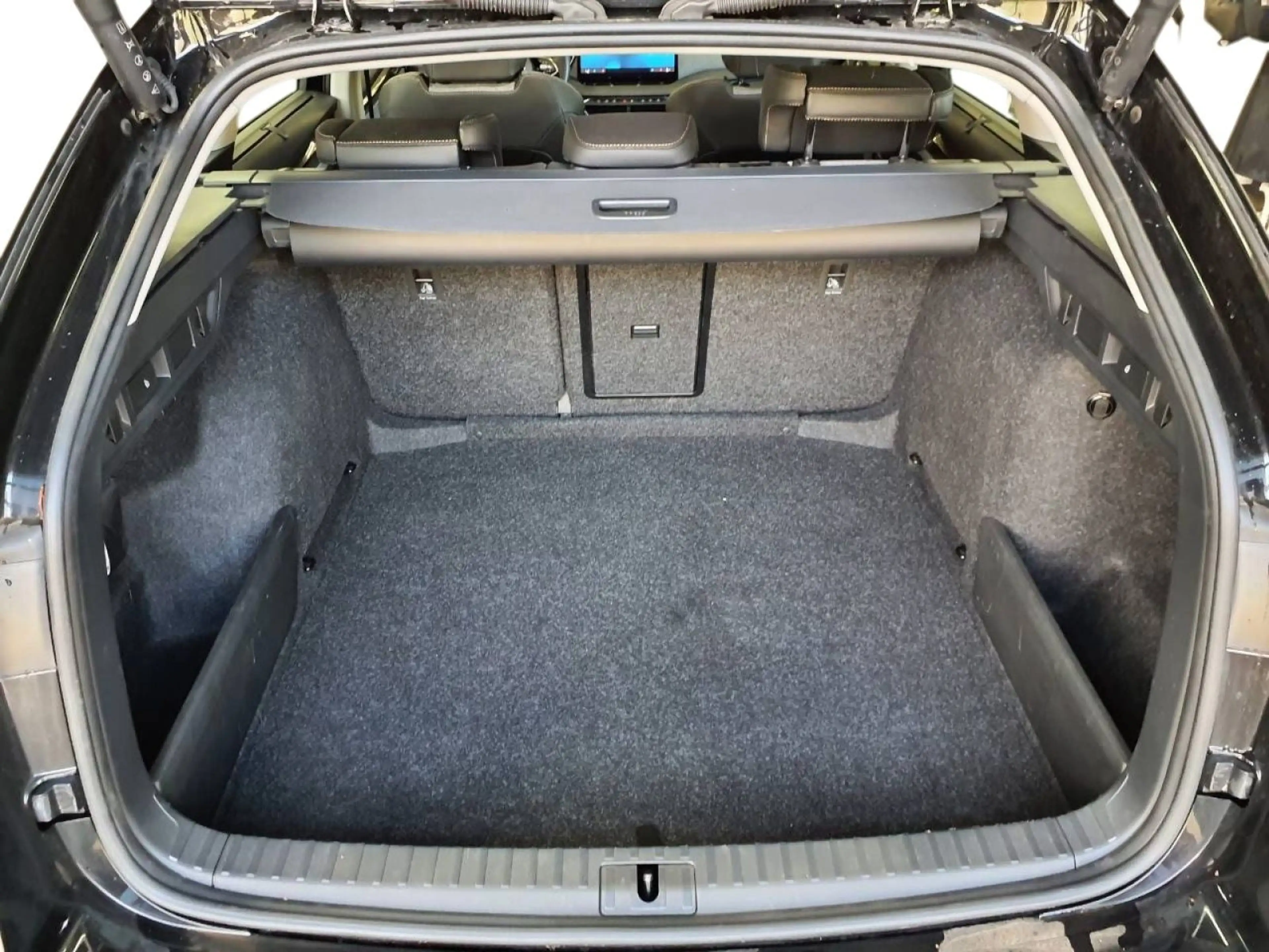 Skoda Octavia Combi 1.5TSImHEV DSG Selection Nav eHeck — photo 7
