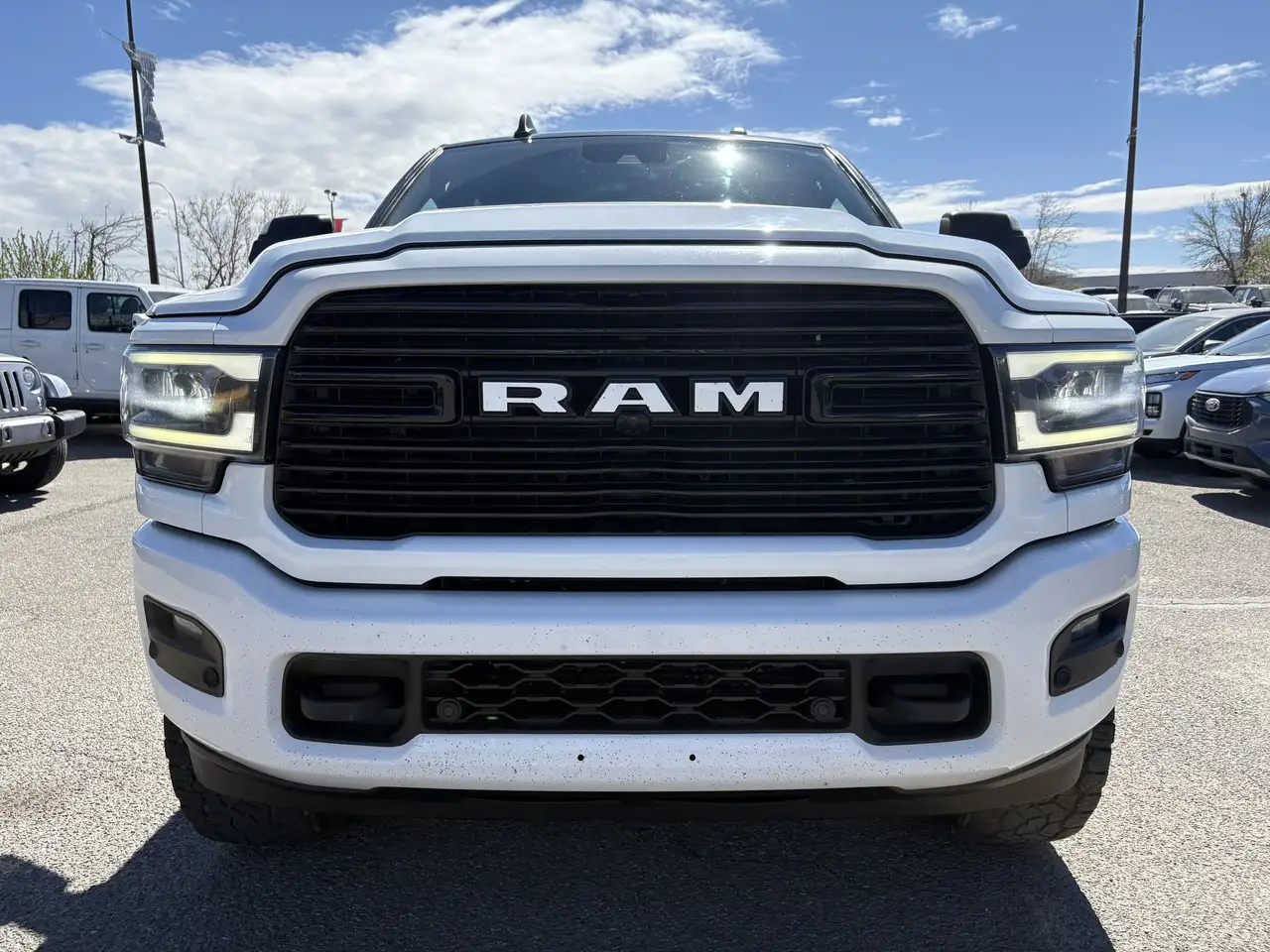 RAM 2500 снимка RAM 2500