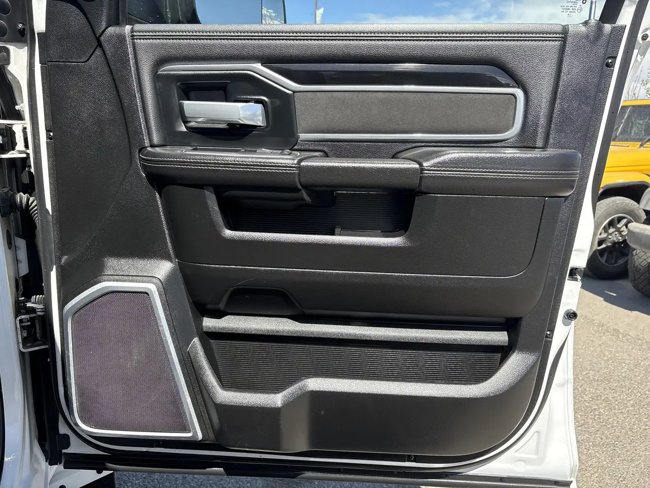 RAM 2500 снимка RAM 2500