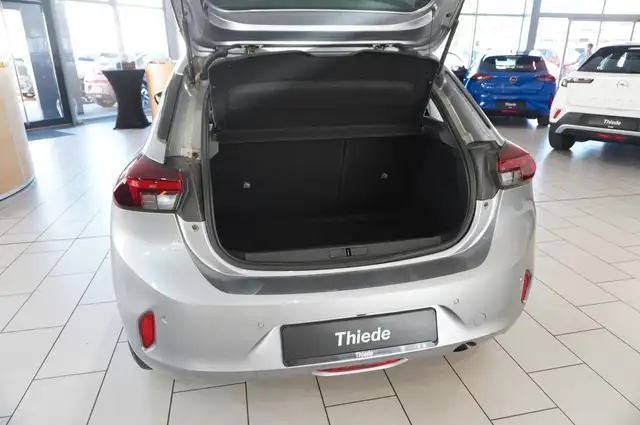 Opel Corsa view 11