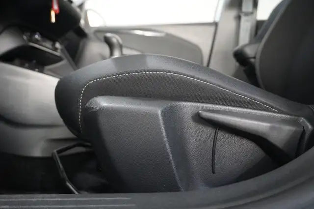 Opel Corsa view 13