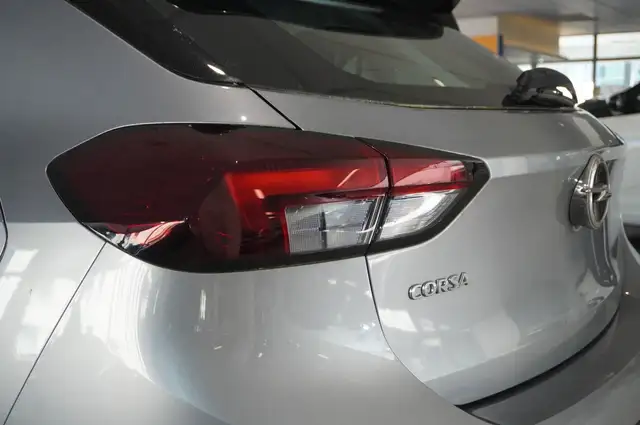 Opel Corsa view 10