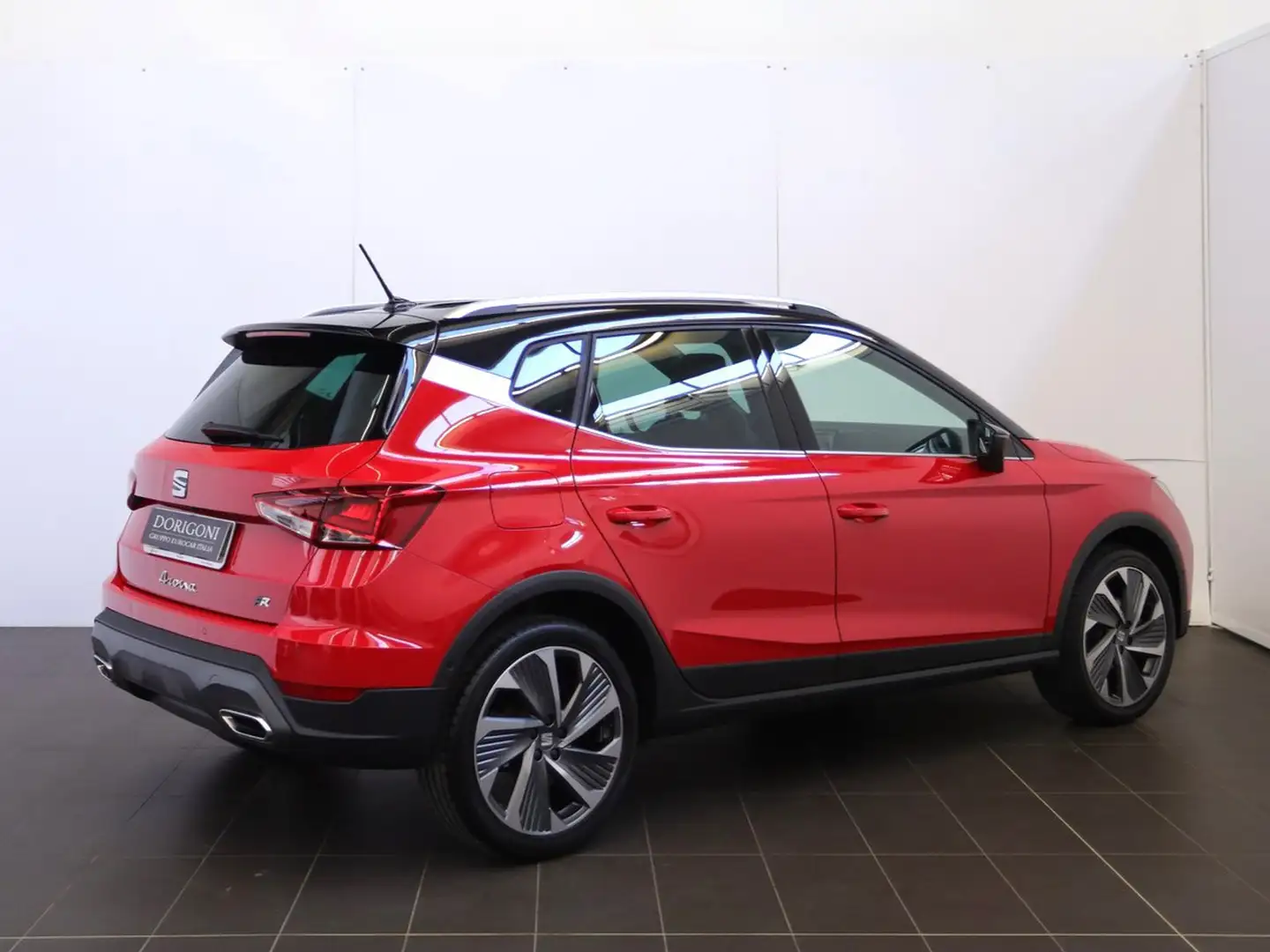 SEAT Arona 1.0 ecotsi fr 115cv Rosso - 2