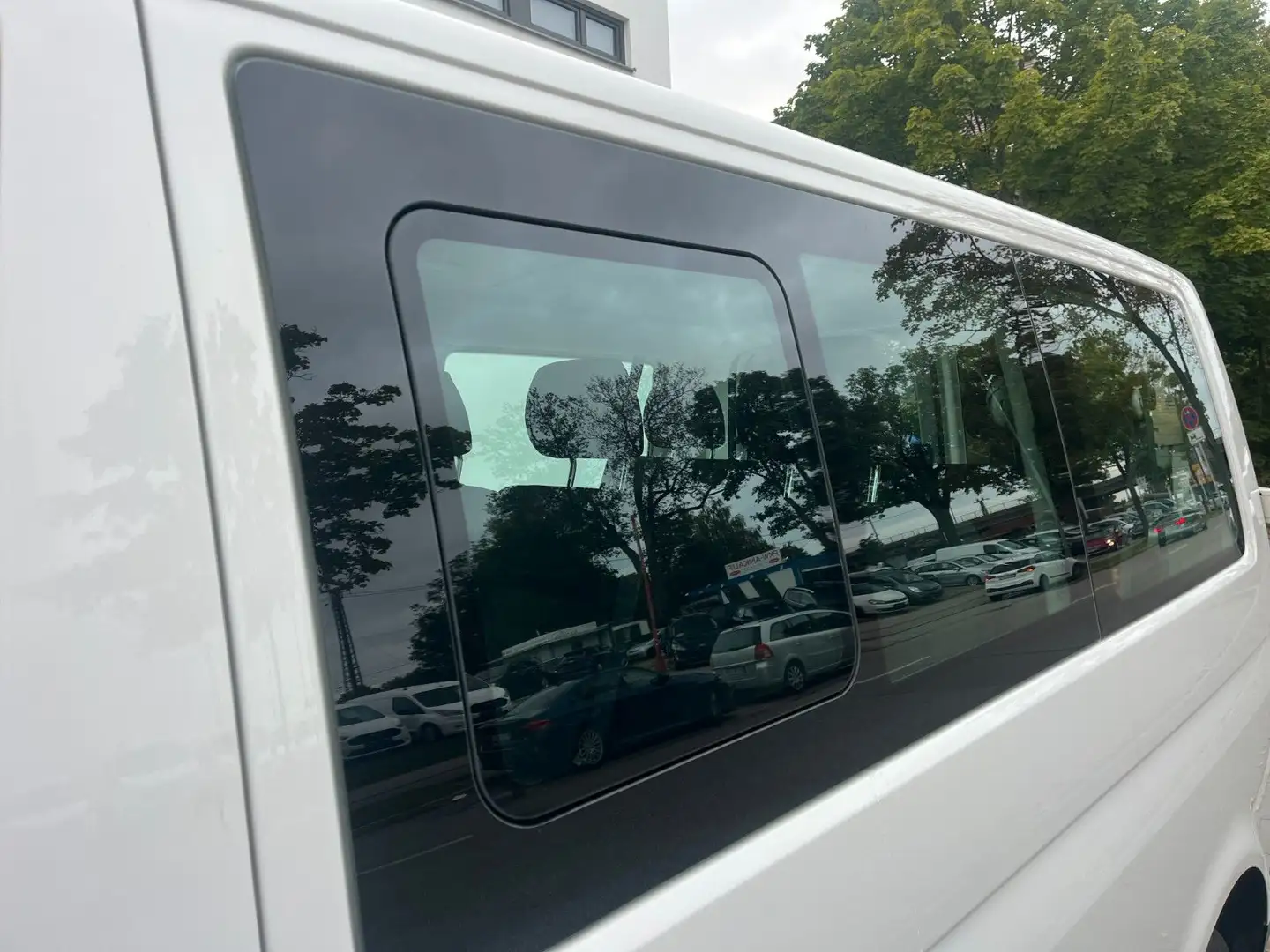 Volkswagen T6 Transporter T6.1 Transporter Kombi 9 SITZER/2xKLIMA/2xSHZ Blanc - 1