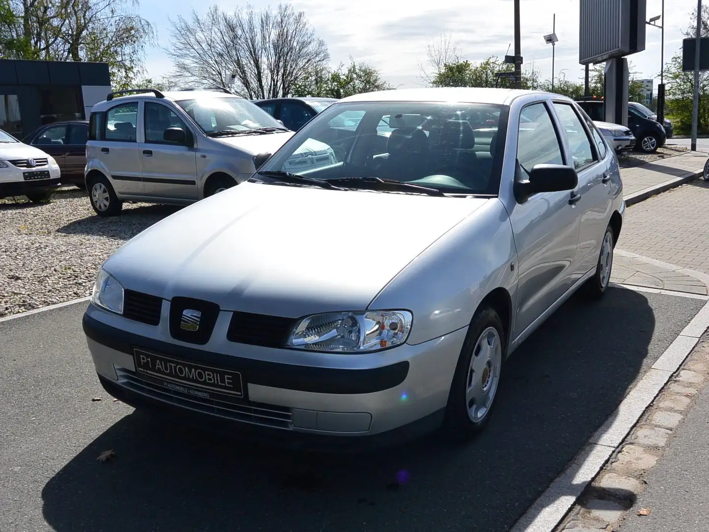 SEAT Cordoba 1.4 Original 38.345 Kilometer*Klimaautomatik* Gümüş rengi - 2