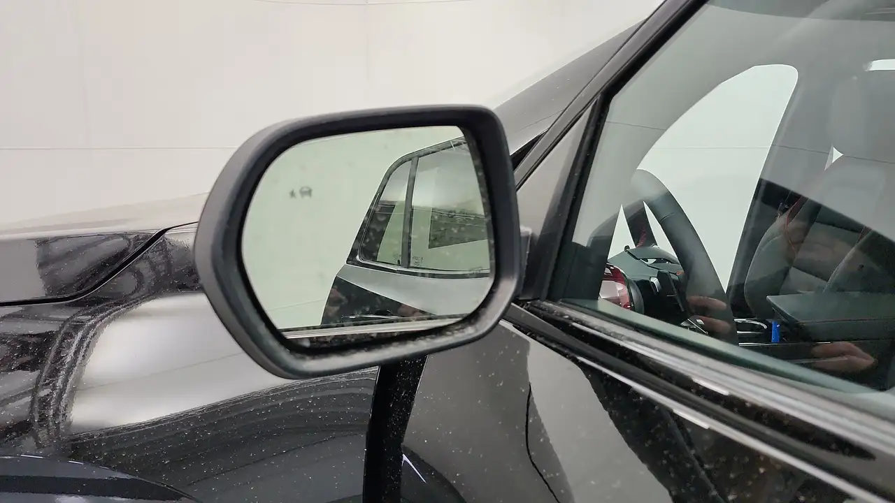 Chevrolet Equinox photo Chevrolet Equinox