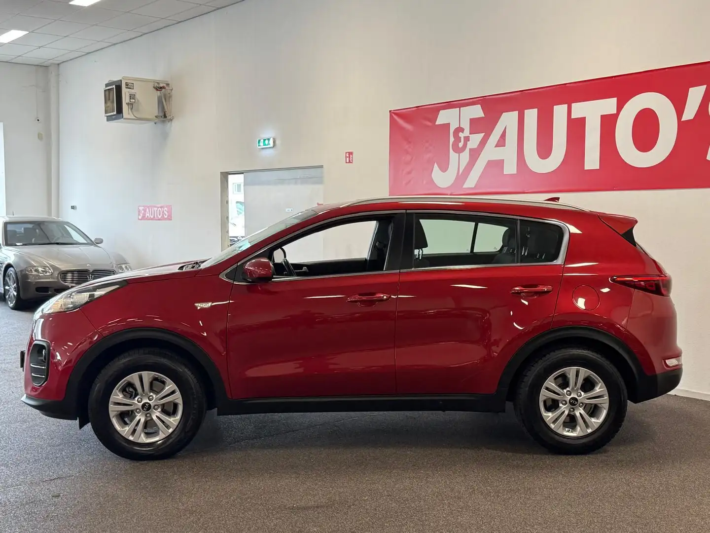 Kia Sportage 1.6 GDI Navigator NAVIGATIE/CAMERA, CRUISE, ECC AI Rouge - 2