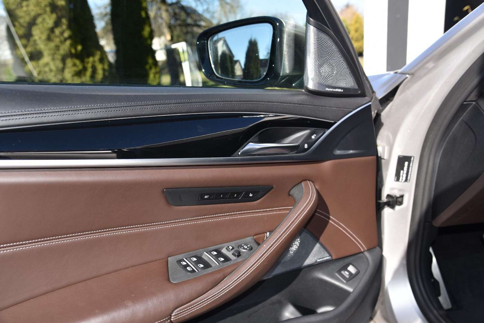 BMW Série 5 550i XDrive - 2018 - Joinsteer - #9