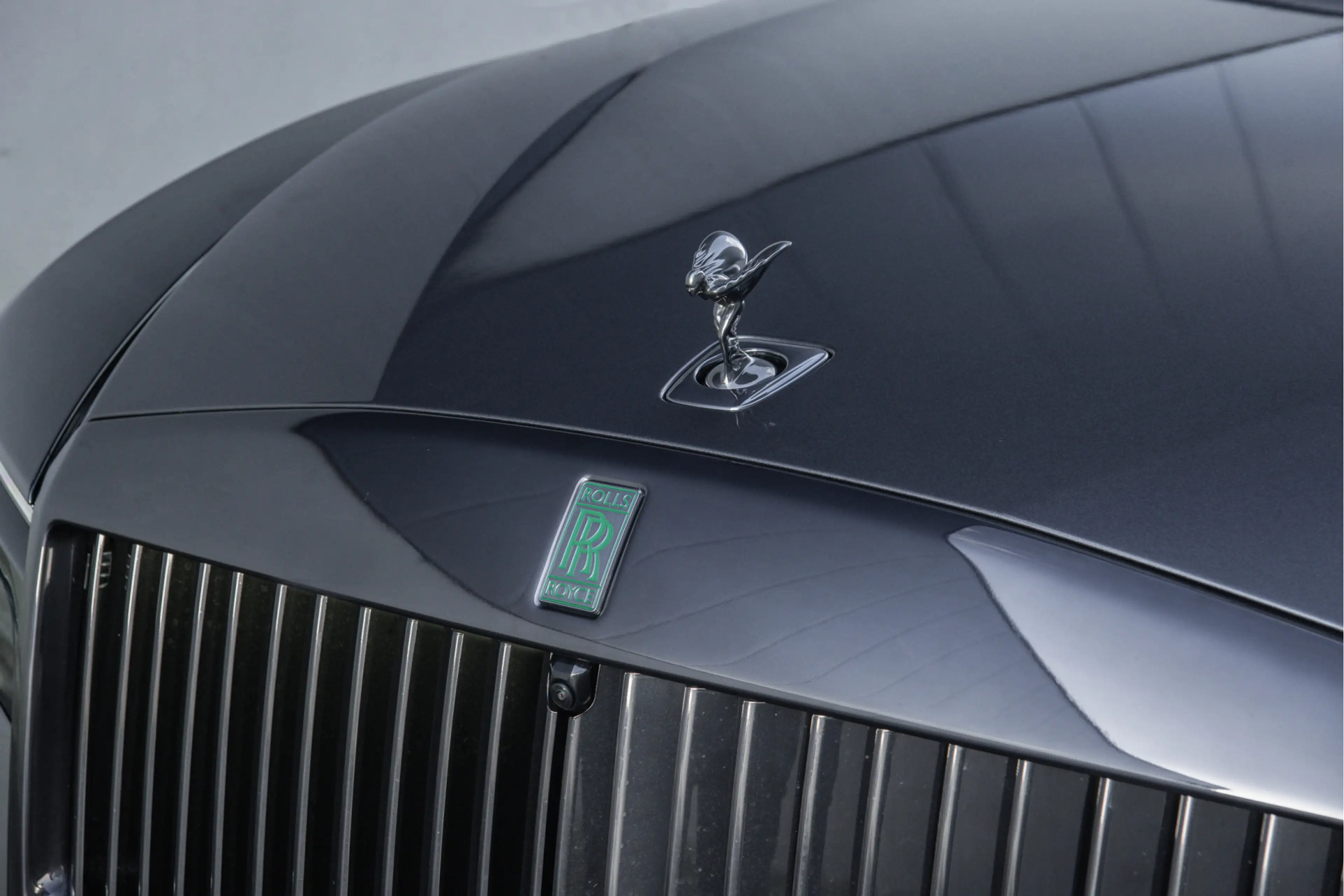 Rolls-Royce Spectre Novitec Spofec Emerald Green Vossen 24" AWD 102 kW — photo 21