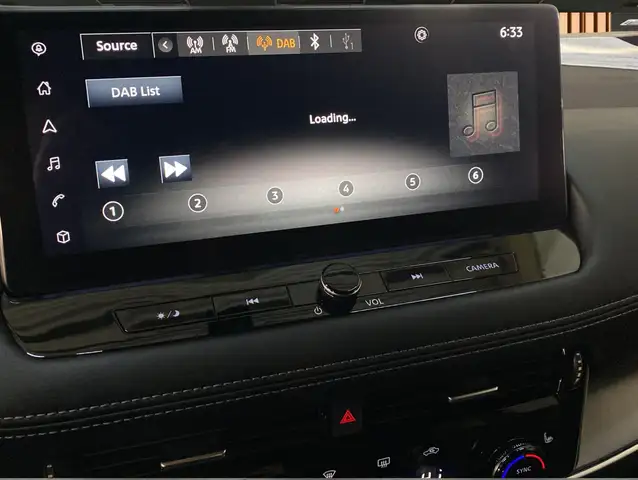 Nissan X-Trail view 5