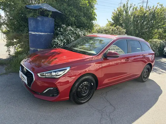 Hyundai I30 view 4