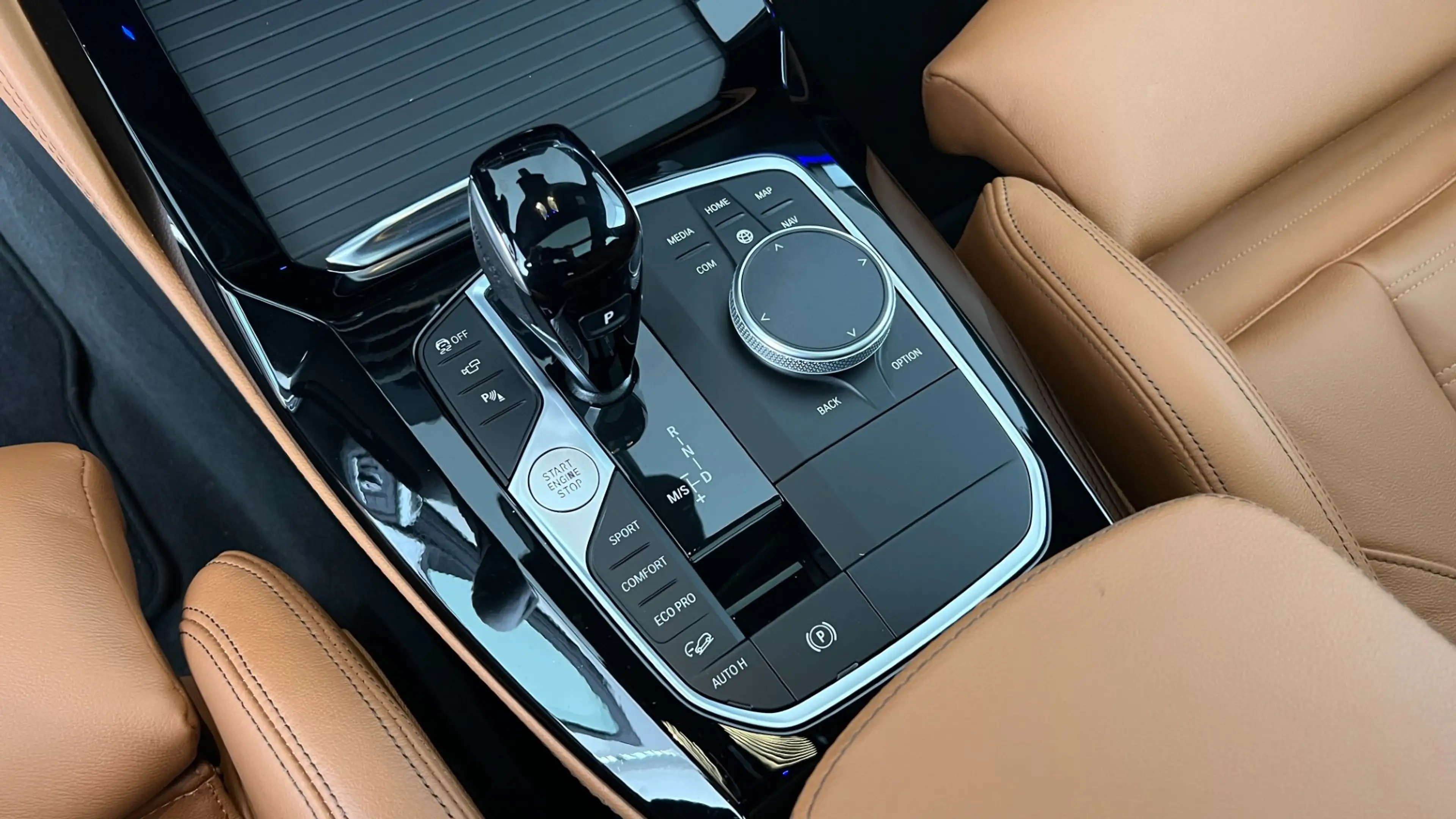 BMW X4 xDrive20d — photo 15
