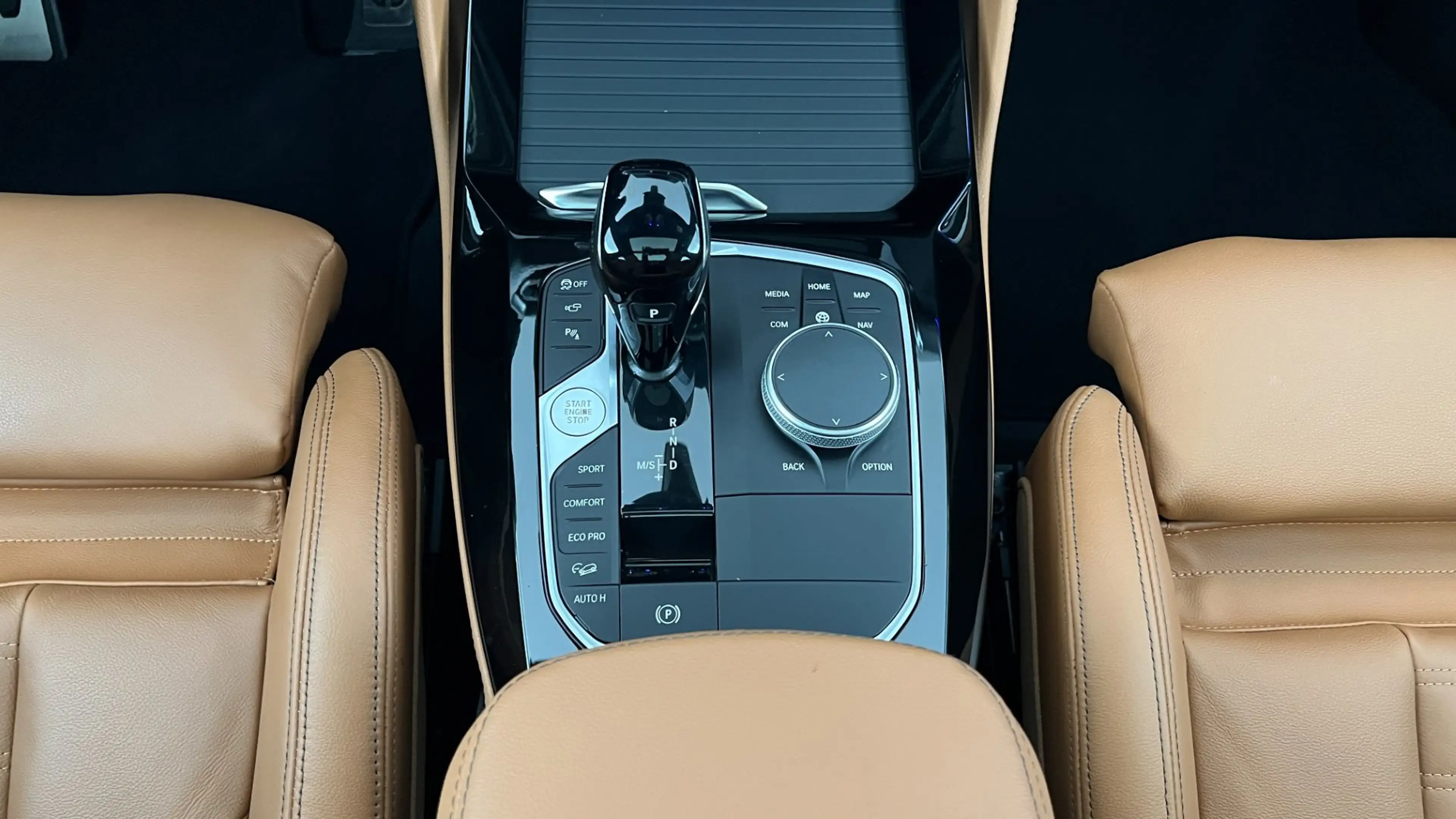 BMW X4 xDrive20d — photo 11
