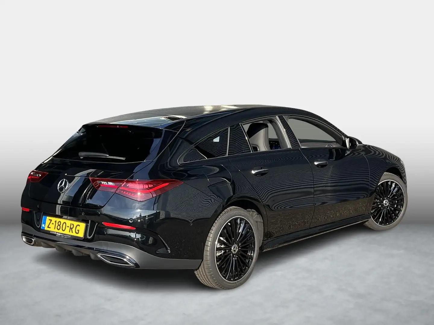 Mercedes-Benz CLA 250 Shooting Brake e AMG Line | Panoramadak | Night Pa Zwart - 2