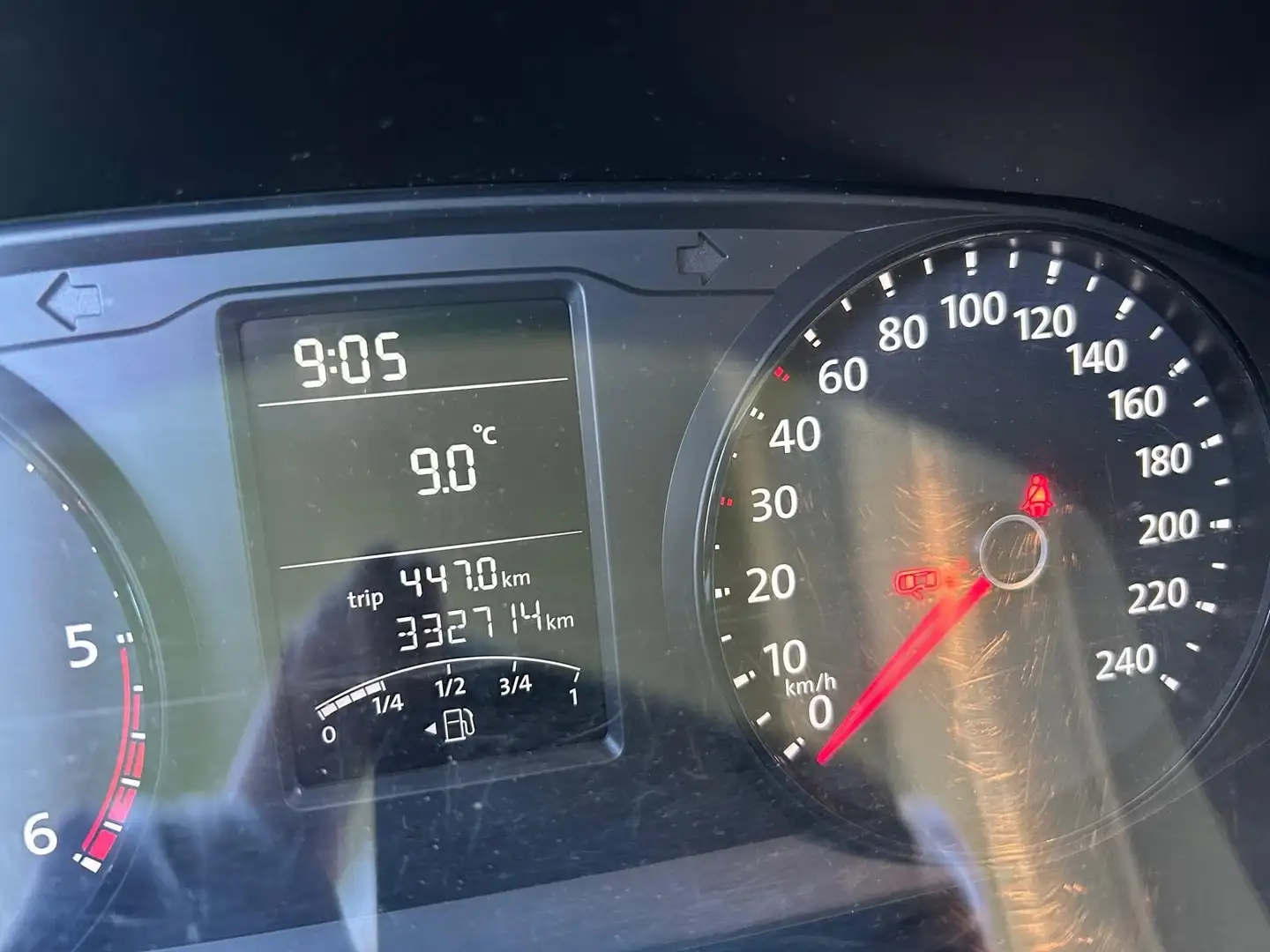 Volkswagen T6 Transporter Lang - 2