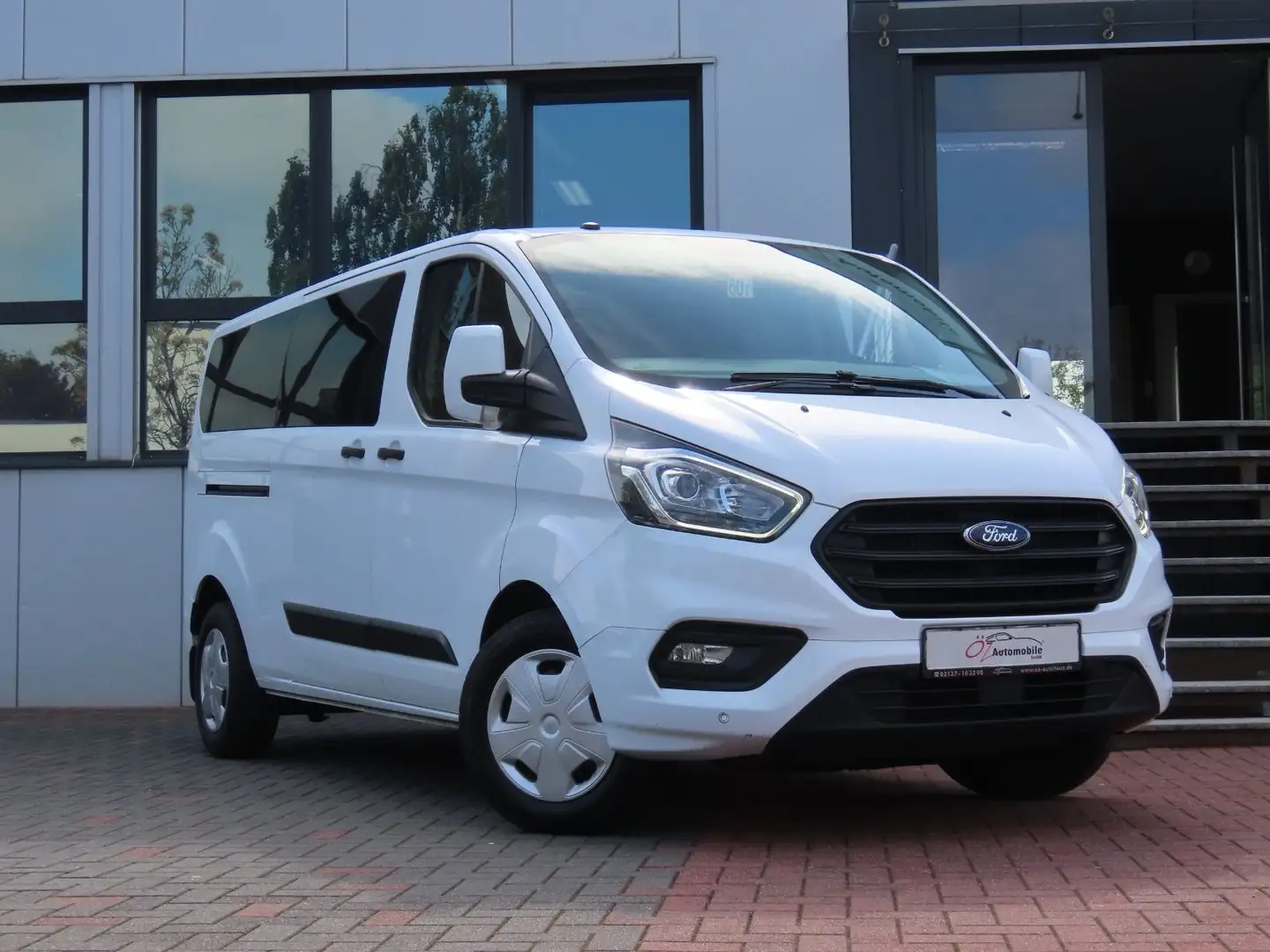 Ford Transit Custom 340 L2H1 9-Sitze PDC Weiß - 1