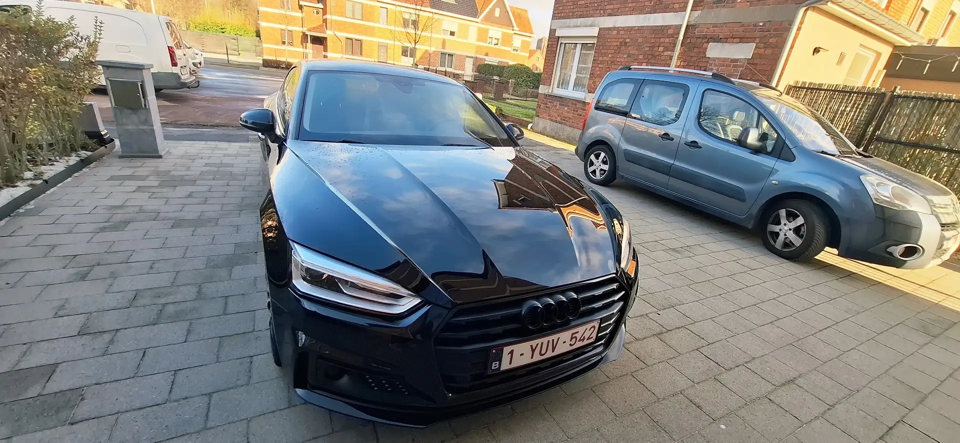 Audi A5 s-line sportback 2.0tdi 150 pk - 2