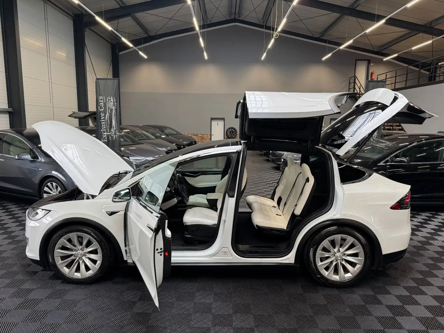 Tesla Model X MODEL X LONG RAVEN | FULL SELF DRIVE | ALL WHITE Weiß - 2