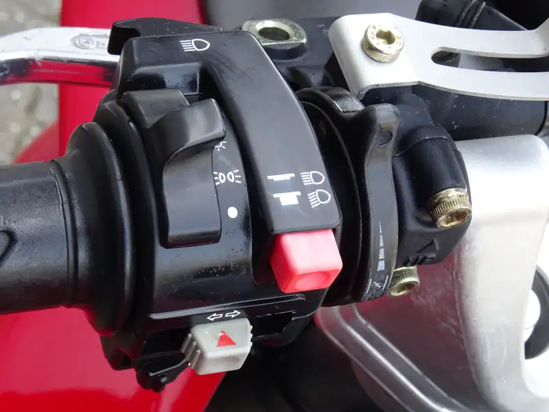 Ducati ST 2 - foto 7