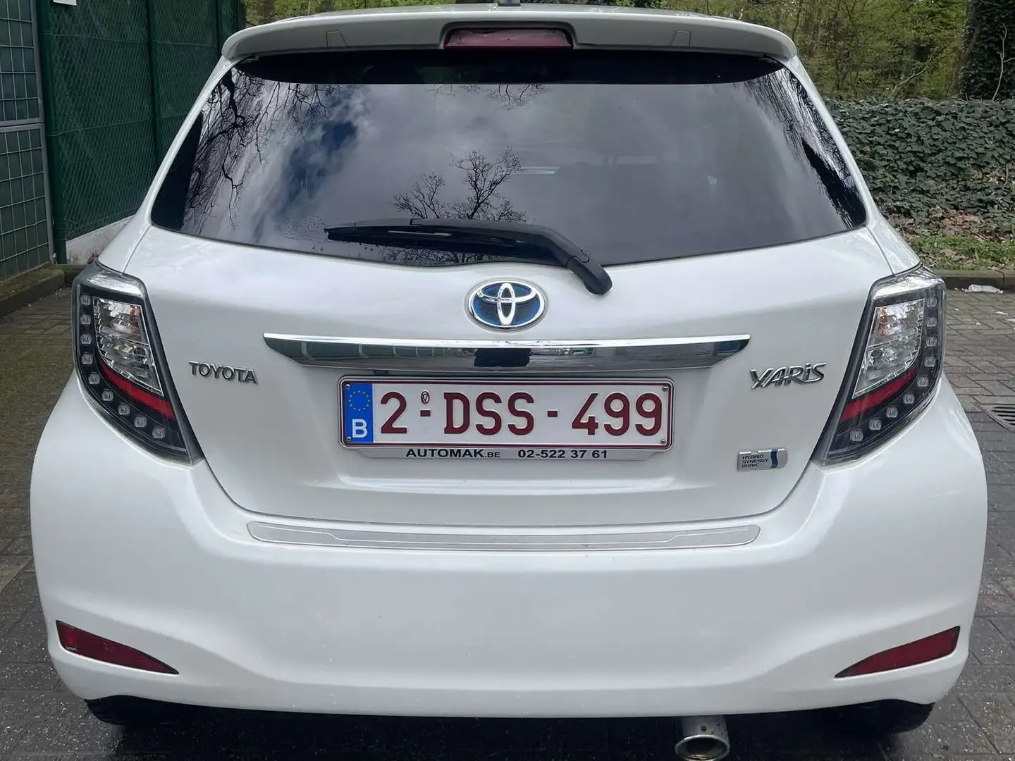 Toyota Yaris Yaris Hybrid 1.5 VVT-i Blanc - 2