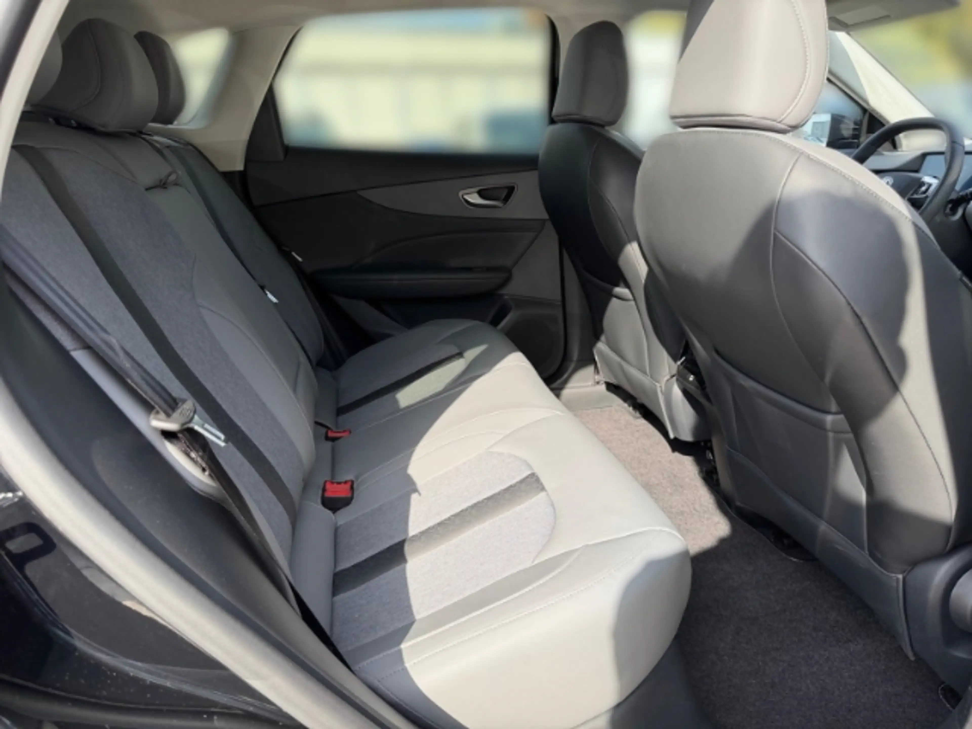 MG MGS5 EV 170 kW Luxury S5 64kWh LUX+Navi+Digitales Cockpit+ — photo 13