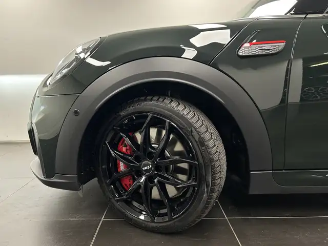 MINI Hatch view 9