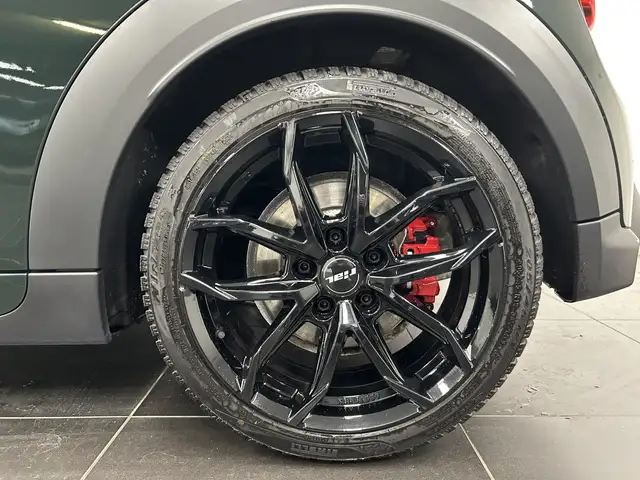 MINI Hatch view 6