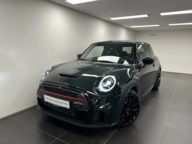 Mini Cooper view 7