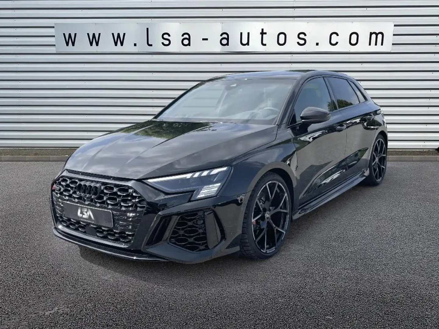 Audi RS3 Quattro 2.5 TFSI 400 S-tronic 8Y Noir - 1