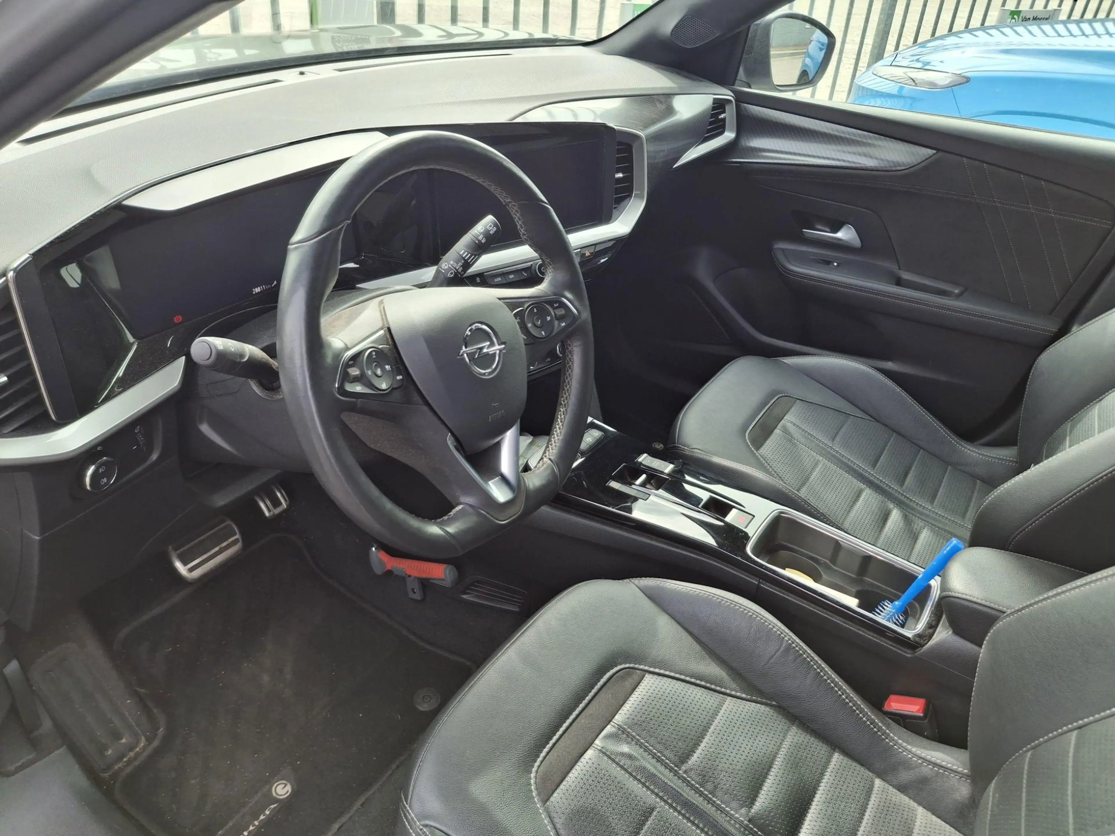 Opel Mokka-E Ultimate 50-kWh 11kw bl. | 136pk | Lederen Bekledi — photo 12
