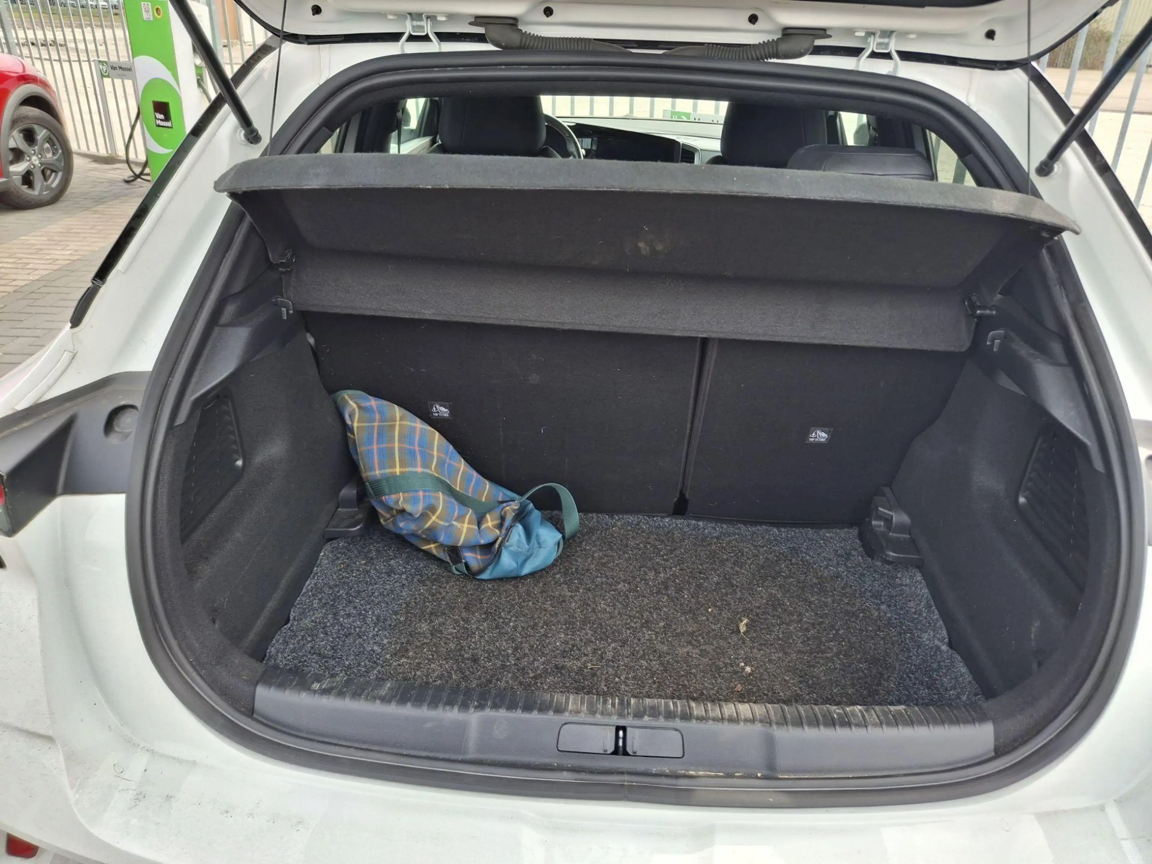 Opel Mokka-E Ultimate 50-kWh 11kw bl. | 136pk | Lederen Bekledi — photo 14