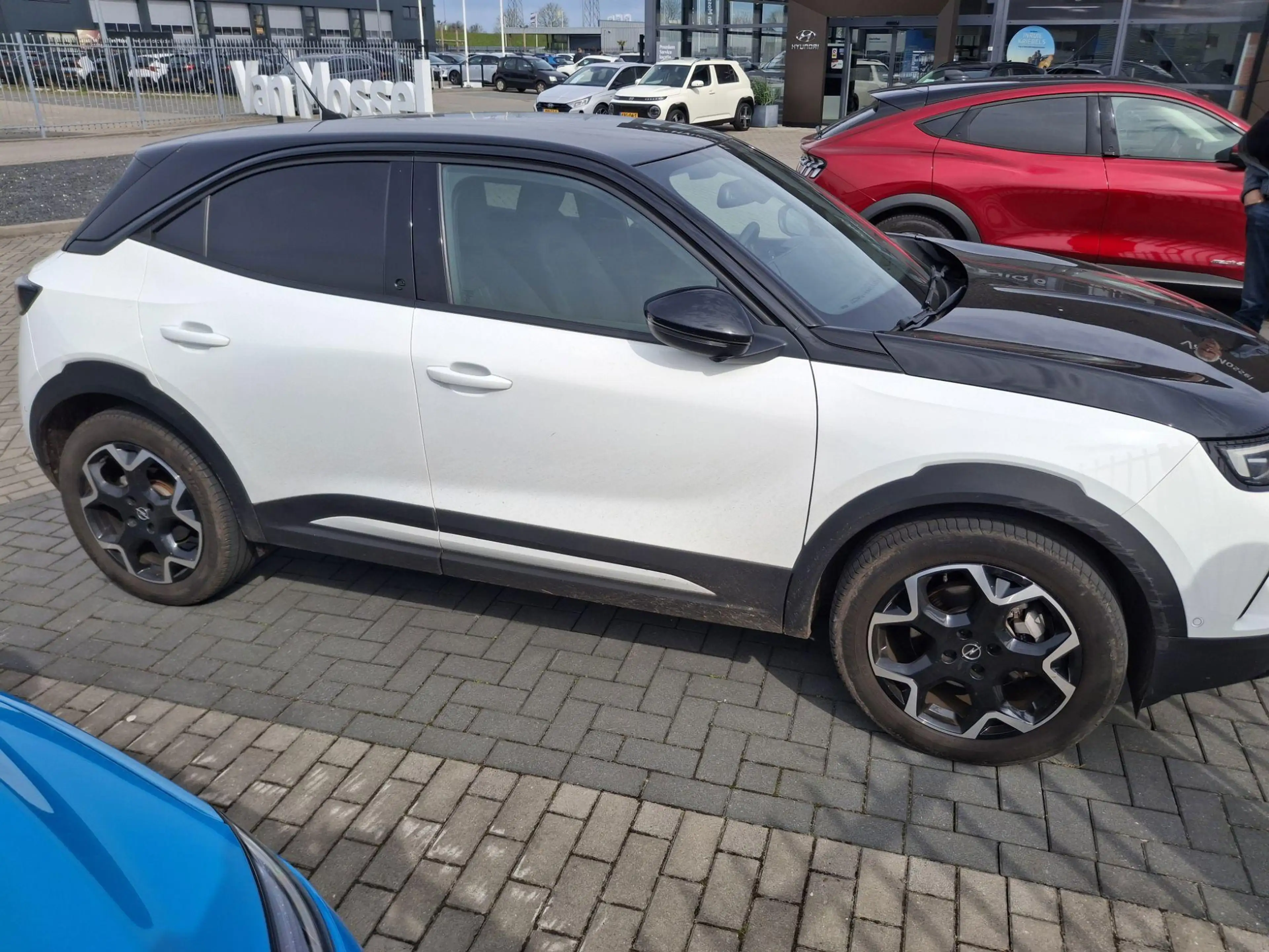 Opel Mokka-E Ultimate 50-kWh 11kw bl. | 136pk | Lederen Bekledi — photo 7