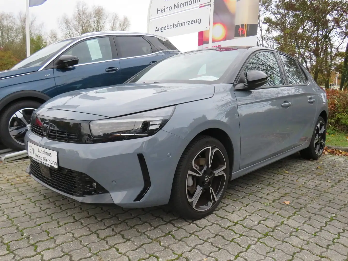 Opel Corsa 1.2 GS *PANO*RFK*LED*SH*LRheiz*DAB*LM* Grau - 1