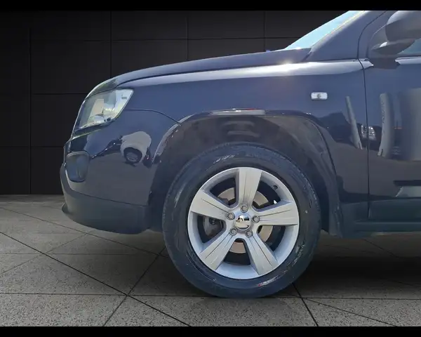 Jeep Compass view 17