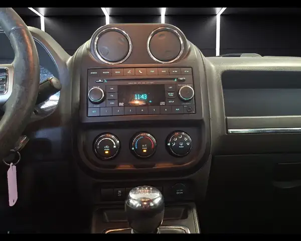 Jeep Compass view 13
