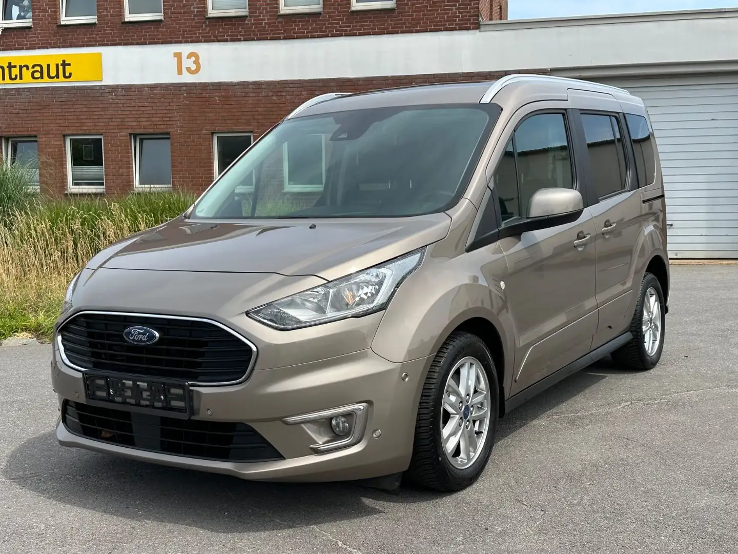 Ford Tourneo Connect 1.0 EcoBoost Titanium Panorma Argintiu - 1